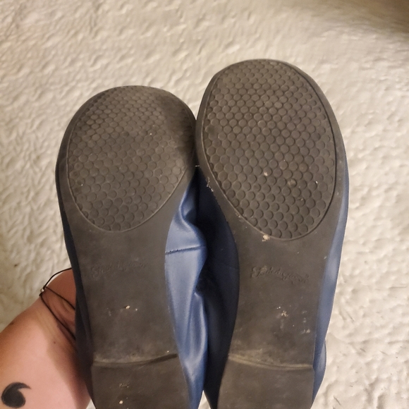 Navy blue flats - Picture 2 of 4